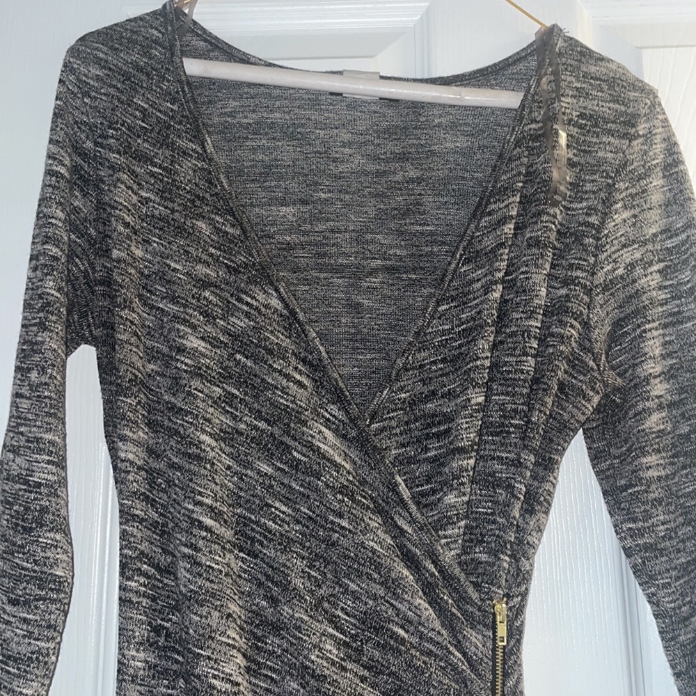 Grey sweater dress - Picture 3 of 4